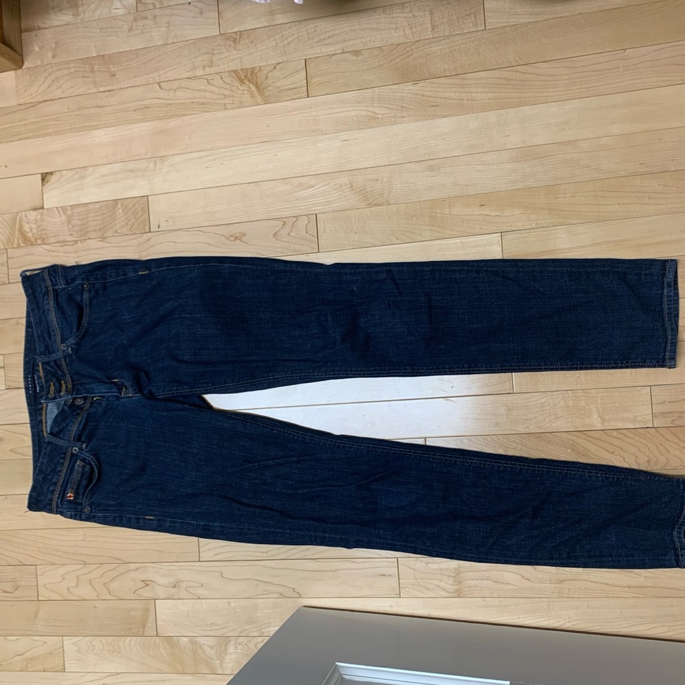 Hudson skinny jeans sz 28, dark wash